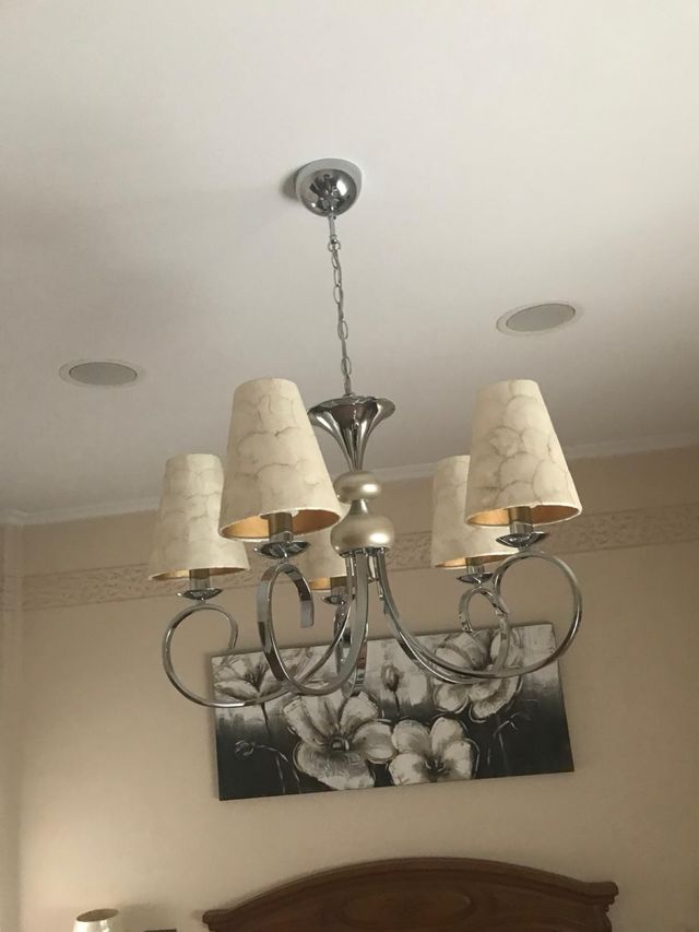 Lampara 5 brazos metal y tela