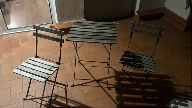 Mesa plegable exterior + 2 sillas