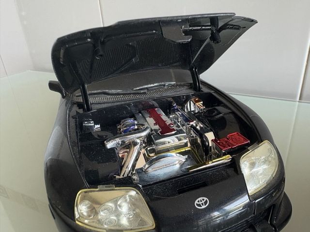 Minis coches: 350Z y Supra