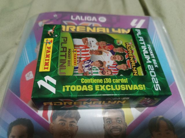 Caja Pocket Box Platinum 2025 Adrenalyn XL