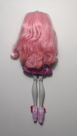 Muñeca Monster High Rochelle Goyle Party Ghouls.