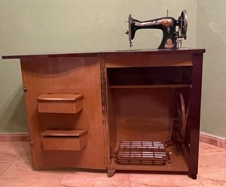 Máquina coser SINGER antigua