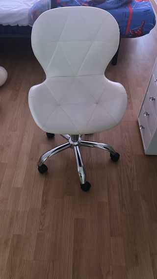 Silla escritorio blanca