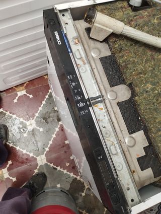 Lavavajillas Beko usado