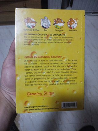 Geronimo Stilton: ¡Un superratónico día... de camp