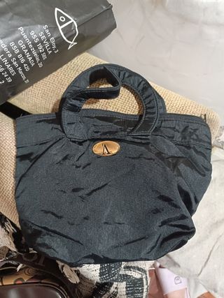 Bolso negro pequeño