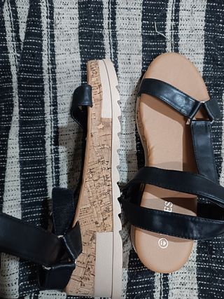 Sandalias planas BELLES negras