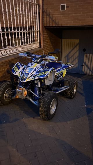 Quad Suzuki LTZ400