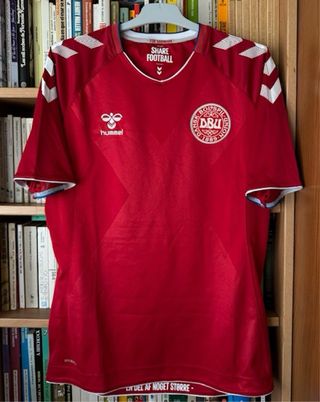 Camiseta Dinamarca original Hummel Mundial 2018