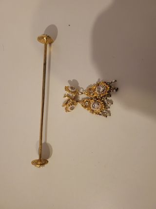 Aderezo fallera dorado con perlas