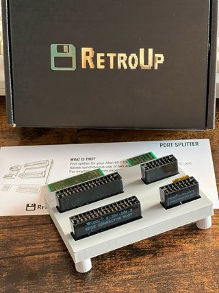 Port Splitter Atari 65/130 XE