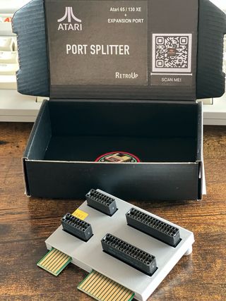 Port Splitter Atari 65/130 XE