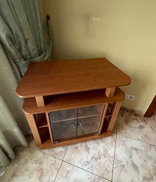 Mueble TV madera marrón