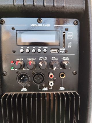 Altabox 10" 200w autoamplificado