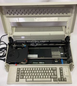 IBM 6783: Macchina da scrivere vintage