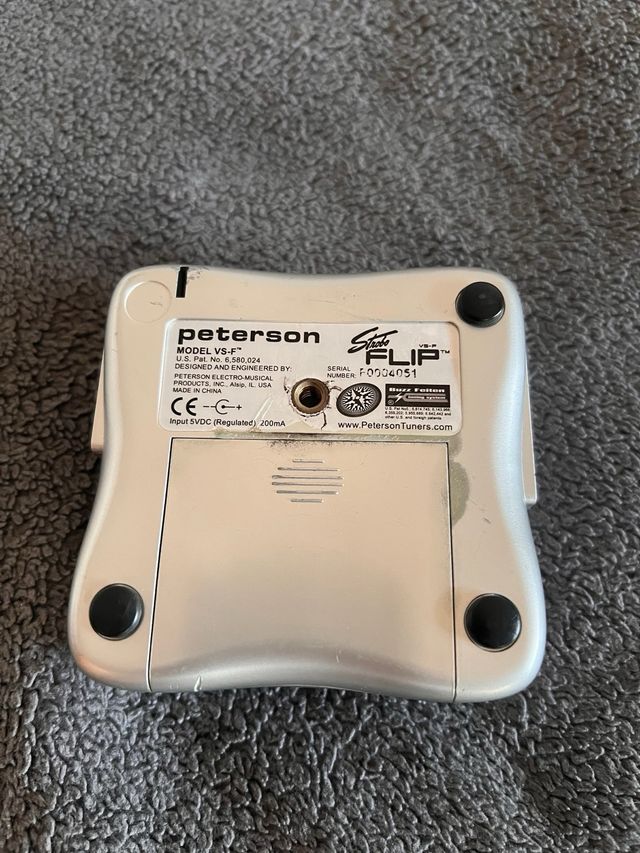Afinador Peterson Strobo Flip V2