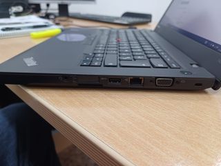 Portatil Lenovo T450 14" i5-5300U 16GB 480GB SD