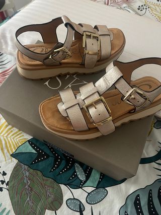 SandaliasStonefly Plata 39 . tallan grandes 40 +-