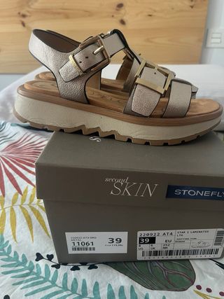 SandaliasStonefly Plata 39 . tallan grandes 40 +-