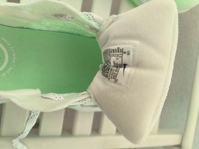 Zapatillas Nike ZoomX Invincible - Verde fosforito