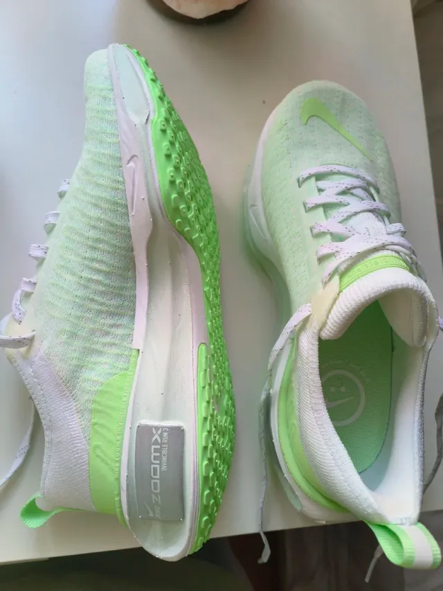 Zapatillas Nike ZoomX Invincible - Verde fosforito