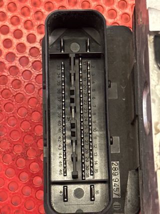 Centralita ABS VW 1K0 614 517 BJ 1K0907379AN