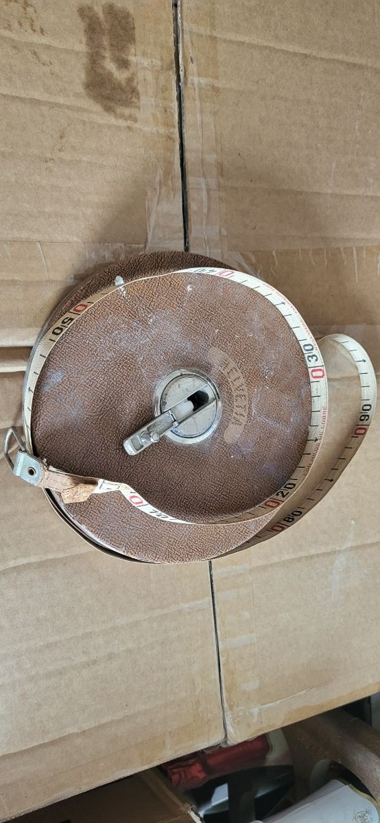 Cinta métrica Helvetia antigua