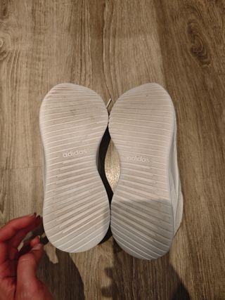 Zapatillas Adidas blancas
