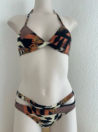 Bikini marrón y negro estampado