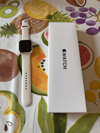 Apple Watch SE II - Plata/Blanco