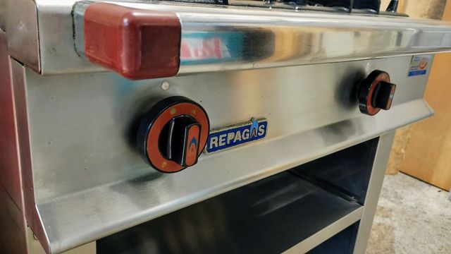 COCINA INDUSTRIAL A GAS BUTANO. 2A OPORTUNITAT