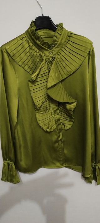 Camicia verde oliva plissettata