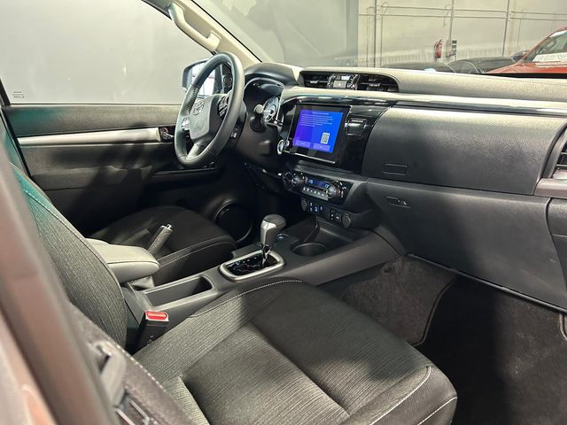 TOYOTA Hilux 2.8 D4D 150kW204CVCab Doble VX