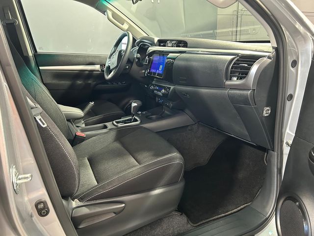 TOYOTA Hilux 2.8 D4D 150kW204CVCab Doble VX