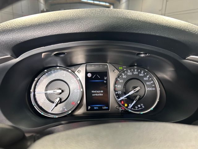 TOYOTA Hilux 2.8 D4D 150kW204CVCab Doble VX