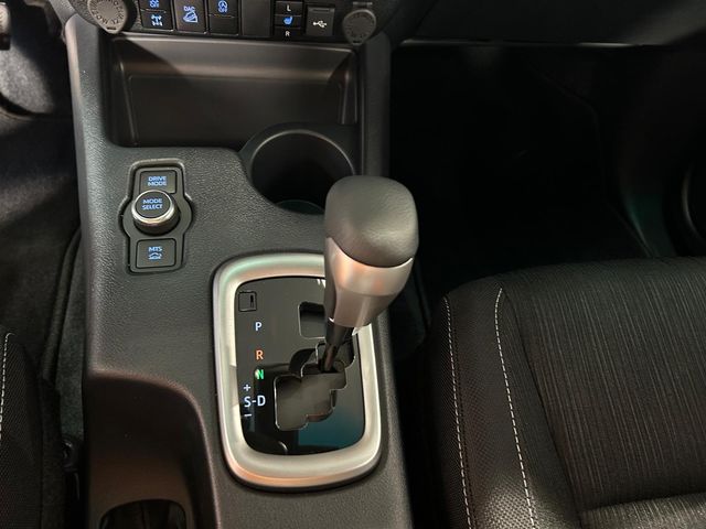 TOYOTA Hilux 2.8 D4D 150kW204CVCab Doble VX