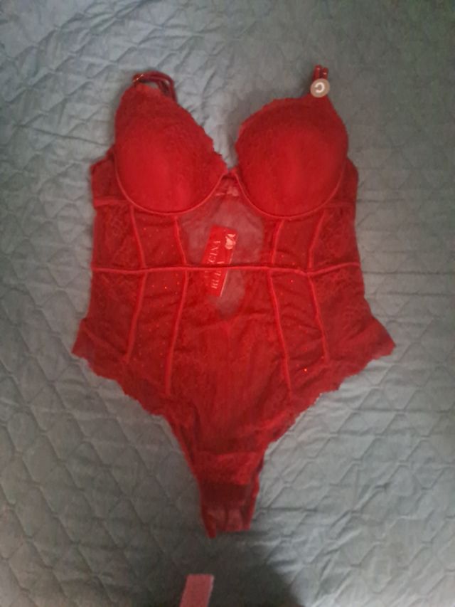 Body encaje rojo La Vecina Rubia