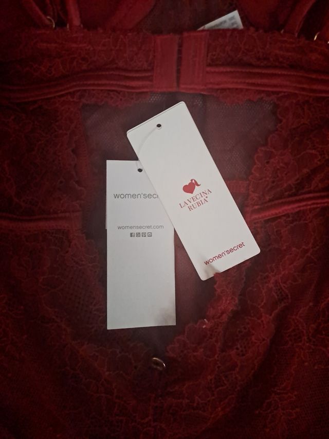 Body encaje rojo La Vecina Rubia