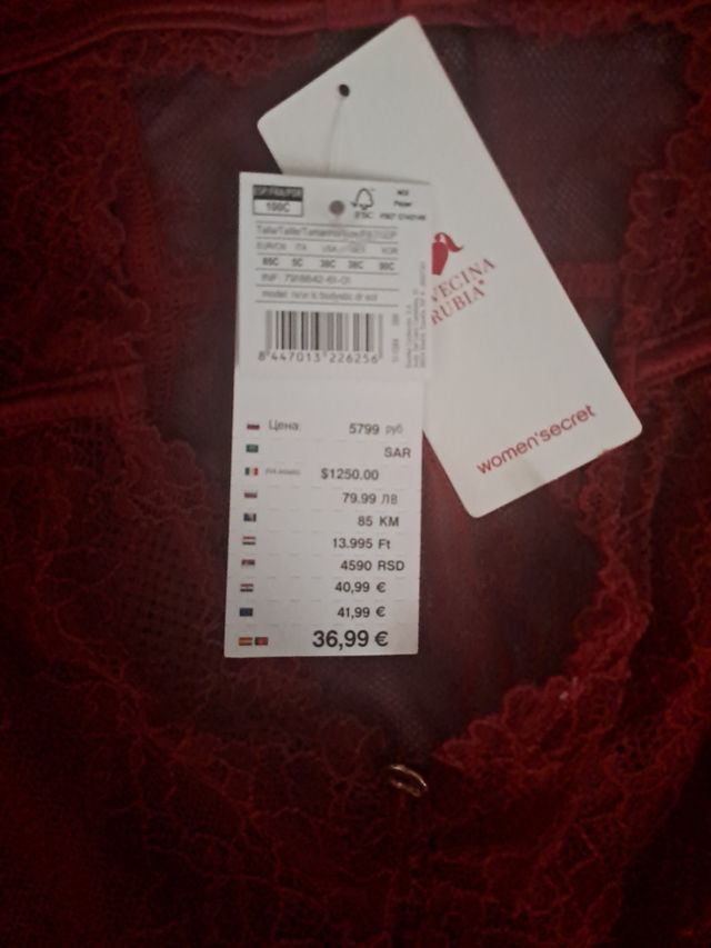 Body encaje rojo La Vecina Rubia