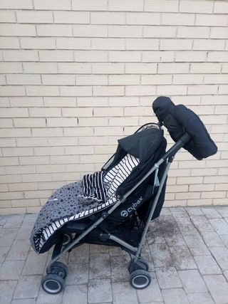 Silla paseo Cybex Onyx.