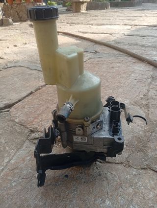 Bomba dirección asistida OEN 9818127580