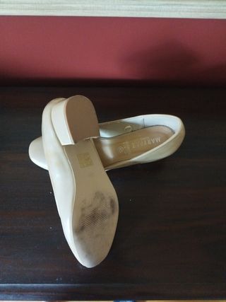Zapatos MARIPAZ nude tacón bajo 40.