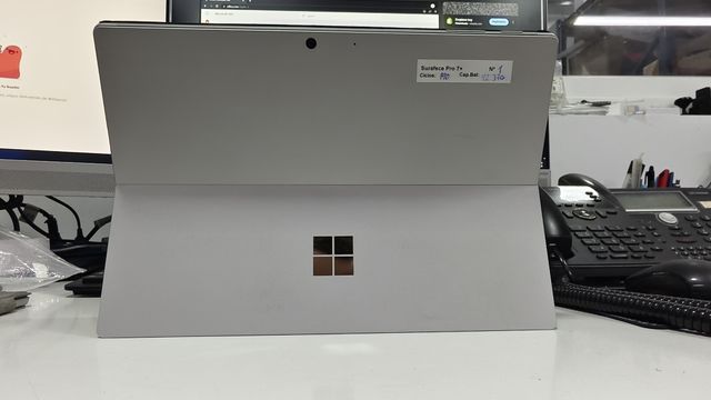 Microsoft Surface Pro 7+ seminueva