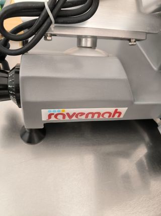Cortadora fiambre Savemah 220