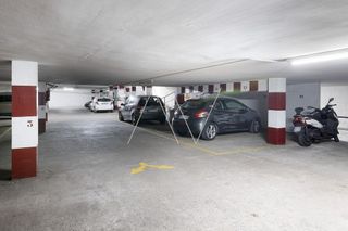 Garaje en venta en Sant Just Desvern