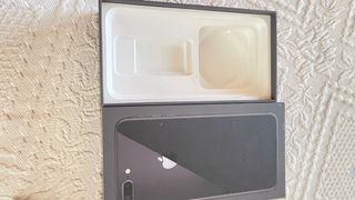 iPhone 8 Plus 64GB - Negro