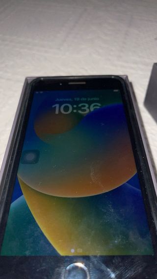 iPhone 8 Plus 64GB - Negro