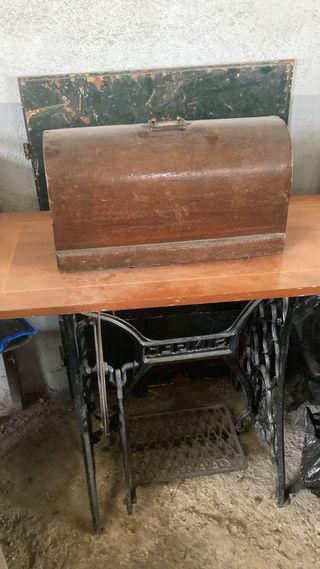 Máquina coser SINGER antigua