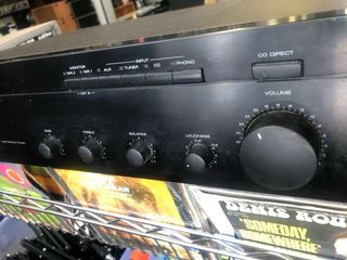 Amplificador Yamaha AX-380 - Estéreo