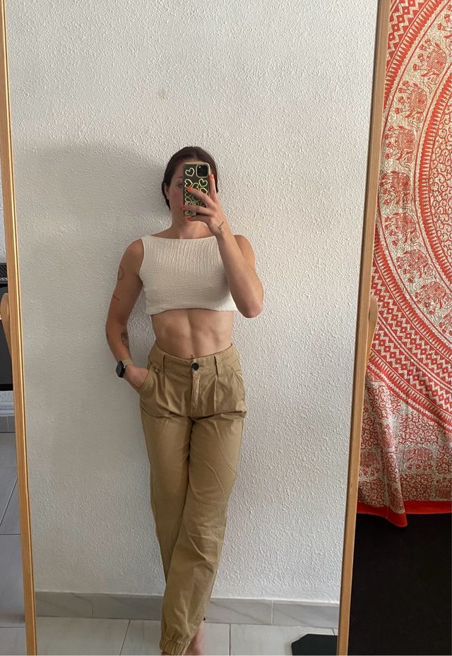 Pantalones cargo beige - tiro alto